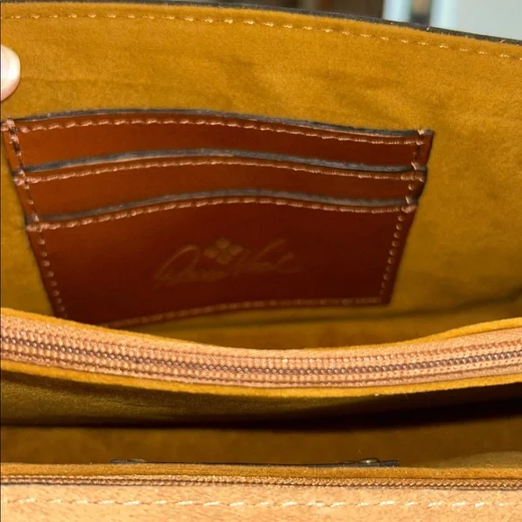 Patricia Nash “My European Trip” Satchel/Crossbody 8.5”x 5.5”x 2.75” NWT